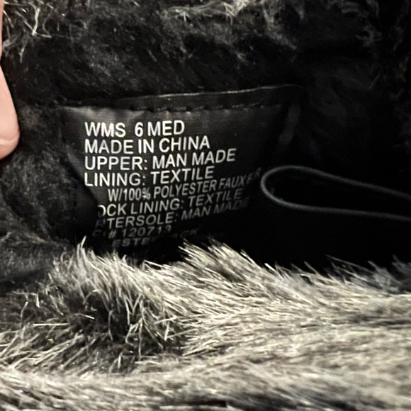 Totes Esther Winter Boots in black size 6 - Picture 4 of 4